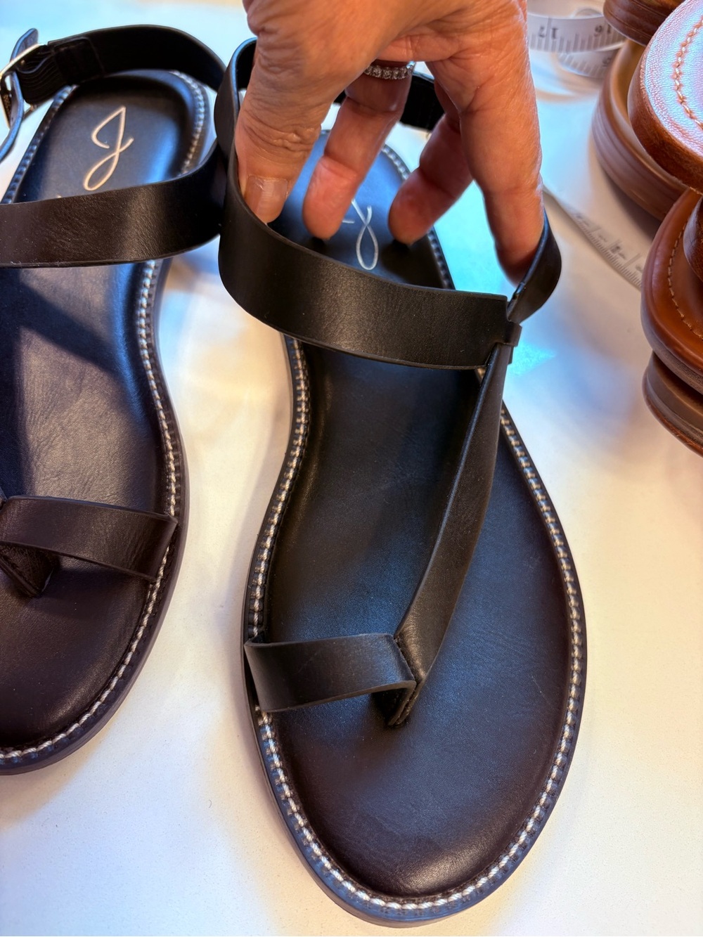 Joie Black Leather T-Strap Toe Loop Sandals